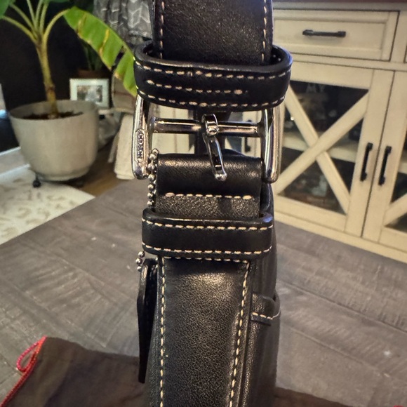 Used coach purse with matching wallet - Picture 7 of 9